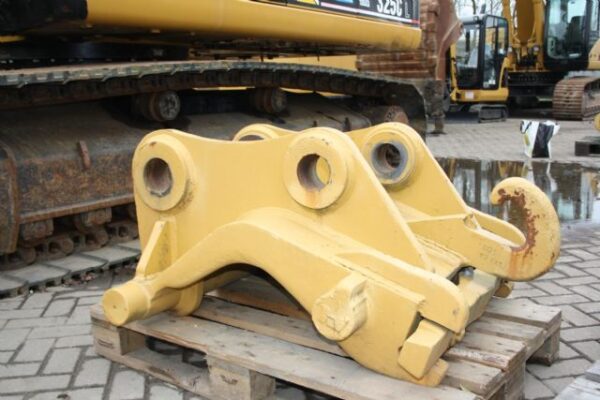 CATERPILLAR Quick Coupler