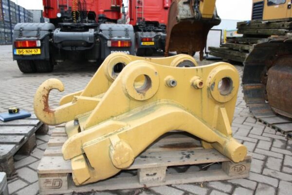 CATERPILLAR Quick Coupler - Image 4