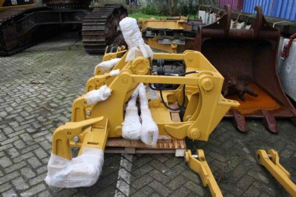 CATERPILLAR Ripper for CAT 140H - Image 3