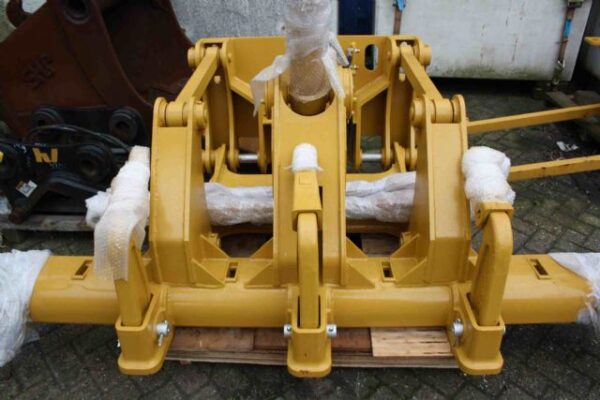 CATERPILLAR Ripper for CAT 140H - Image 5