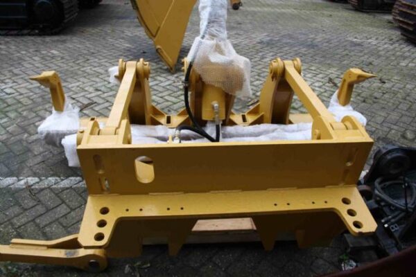 CATERPILLAR Ripper for CAT 140H - Image 2
